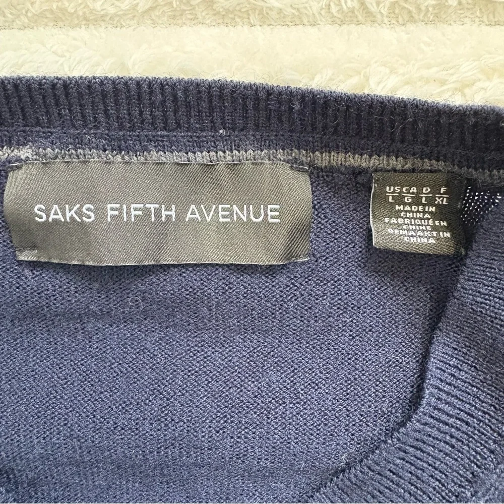 SAKS FIFTH AVENUE Wool Sweater V Neck Cut Navy Blue Large - Picture 3 of 9
